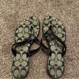 Size 9 coach sandals